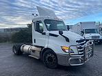 Used 2019 Freightliner Cascadia Day Cab 4x2, Semi Truck for sale #270101 - photo 4