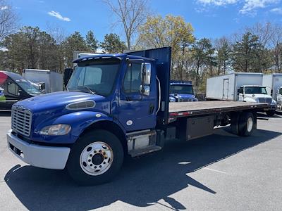 Used 2017 Freightliner M2 106 Conventional Cab 4x2, Flatbed Truck for sale #669038 - photo 1
