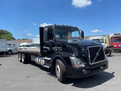 Used 2017 Volvo VNL 6x4, Flatbed Truck for sale #676095 - photo 1