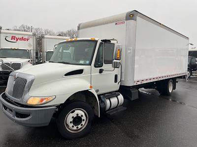 Used 2018 International DuraStar 4300 SBA 4x2, Box Truck for sale #682676 - photo 1