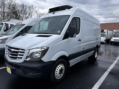 Used 2017 Freightliner Sprinter 3500 4x2, Refrigerated Body for sale #744134 - photo 1