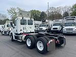 Used 2018 Freightliner Cascadia Day Cab 6x4, Semi Truck for sale #770917 - photo 6