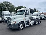 Used 2018 Freightliner Cascadia Day Cab 6x4, Semi Truck for sale #774173 - photo 1