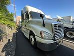 Used 2018 Freightliner Cascadia Sleeper Cab 6x4, Semi Truck for sale #786219 - photo 3
