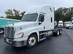 Used 2019 Freightliner Cascadia Sleeper Cab 6x4, Semi Truck for sale #808626 - photo 1