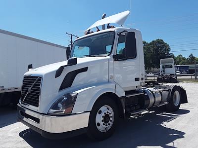 Used 2016 Volvo VNL 4x2, Semi Truck for sale #399335 - photo 1