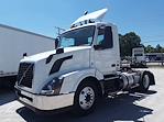 Used 2016 Volvo VNL 4x2, Semi Truck for sale #399335 - photo 1