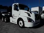 Used 2017 Volvo VNL 6x4, Semi Truck for sale #676866 - photo 4