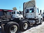 Used 2018 Freightliner Cascadia Day Cab 6x4, Semi Truck for sale #750239 - photo 5