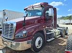 Used 2018 Freightliner Cascadia Day Cab 6x4, Semi Truck for sale #781885 - photo 15