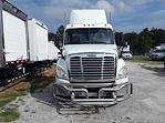 Used 2019 Freightliner Cascadia Day Cab 6x4, Semi Truck for sale #813294 - photo 3