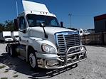 Used 2019 Freightliner Cascadia Day Cab 6x4, Semi Truck for sale #813349 - photo 5