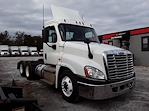 Used 2019 Freightliner Cascadia Day Cab 6x4, Semi Truck for sale #813353 - photo 4