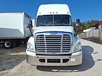 Used 2019 Freightliner Cascadia Sleeper Cab 6x4, Semi Truck for sale #864232 - photo 3