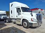 Used 2019 Freightliner Cascadia Sleeper Cab 6x4, Semi Truck for sale #864232 - photo 4