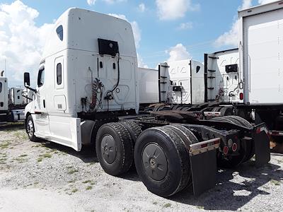 Used 2020 Freightliner Cascadia Sleeper Cab 6x4, Semi Truck for sale #870705 - photo 2