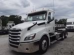 Used 2020 Freightliner Cascadia Day Cab 6x4, Semi Truck for sale #880648 - photo 1