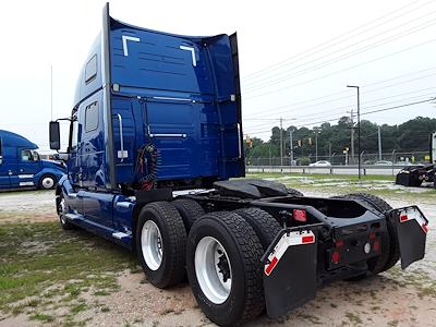Used 2020 Volvo VNL 6x4, Semi Truck for sale #884453 - photo 2