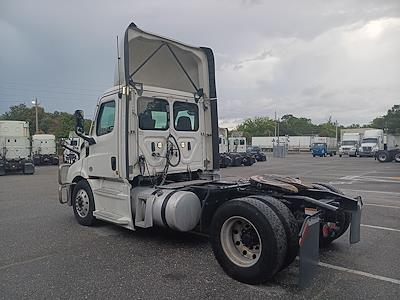 Used 2021 Freightliner Cascadia Day Cab 4x2, Semi Truck for sale #270417 - photo 2