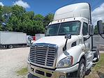 Used 2015 Freightliner Cascadia Day Cab 4x2, Semi Truck for sale #312385 - photo 1