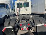 Used 2015 Freightliner Cascadia Day Cab 4x2, Semi Truck for sale #570991 - photo 5