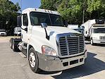 Used 2016 Freightliner Cascadia Day Cab 6x4, Semi Truck for sale #651266 - photo 4