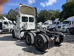 Used 2018 Freightliner Cascadia Day Cab 6x2, Semi Truck for sale #755312 - photo 2