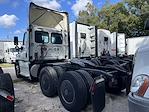Used 2018 Freightliner Cascadia Day Cab 6x2, Semi Truck for sale #755315 - photo 2
