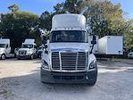 Used 2018 Freightliner Cascadia Day Cab 6x2, Semi Truck for sale #755316 - photo 4