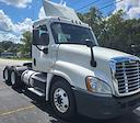 Used 2018 Freightliner Cascadia Day Cab 6x4, Semi Truck for sale #772426 - photo 3