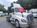 Used 2018 Freightliner Cascadia Day Cab 6x4, Semi Truck for sale #775231 - photo 4