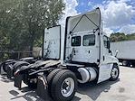 Used 2018 Freightliner Cascadia Day Cab 4x2, Semi Truck for sale #784464 - photo 5