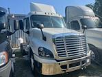 Used 2019 Freightliner Cascadia Day Cab 6x4, Semi Truck for sale #790855 - photo 4