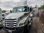 Used 2019 Freightliner Cascadia Day Cab 6x4, Semi Truck for sale #831715 - photo 1