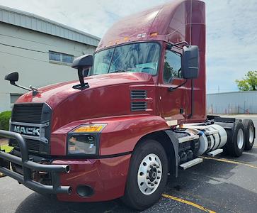 Used 2019 Mack Anthem 6x4, Semi Truck for sale #832724 - photo 1