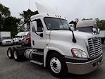 Used 2018 Freightliner Cascadia Day Cab 6x4, Semi Truck for sale #222495 - photo 1