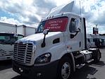 Used 2020 Freightliner Cascadia Day Cab 4x2, Semi Truck for sale #243647 - photo 3