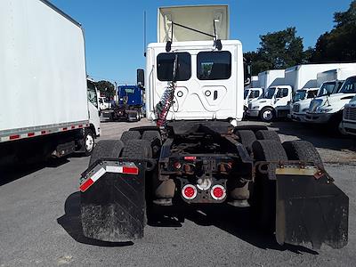 Used 2020 Freightliner Cascadia Day Cab 6x4, Semi Truck for sale #286243 - photo 2