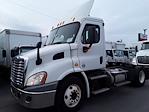 Used 2015 Freightliner Cascadia Day Cab 4x2, Semi Truck for sale #328430 - photo 1