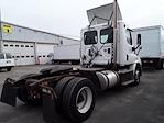 Used 2015 Freightliner Cascadia Day Cab 4x2, Semi Truck for sale #328430 - photo 5