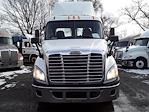 Used 2015 Freightliner Cascadia Day Cab 4x2, Semi Truck for sale #328431 - photo 3