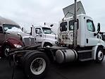 Used 2015 Freightliner Cascadia Day Cab 4x2, Semi Truck for sale #328435 - photo 6