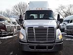 Used 2015 Freightliner Cascadia Day Cab 4x2, Semi Truck for sale #328590 - photo 3