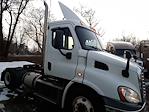 Used 2015 Freightliner Cascadia Day Cab 4x2, Semi Truck for sale #328591 - photo 4