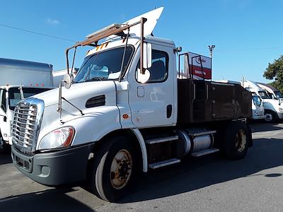 Used 2015 Freightliner Cascadia Day Cab 4x2, Other/Specialty for sale #349010 - photo 1
