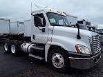 Used 2014 Freightliner Cascadia Day Cab 6x4, Semi Truck for sale #541272 - photo 4