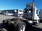 Used 2015 Freightliner Cascadia Day Cab 4x2, Semi Truck for sale #567736 - photo 5