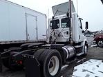 Used 2015 Freightliner Cascadia Day Cab 4x2, Semi Truck for sale #567740 - photo 5