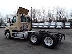 Used 2015 Freightliner Cascadia 6x4, Semi Truck for sale #574904 - photo 2