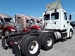 Used 2016 Freightliner Cascadia Day Cab 6x4, Semi Truck for sale #643368 - photo 5